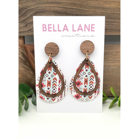 Antique White Arizona Teardrop Earrings